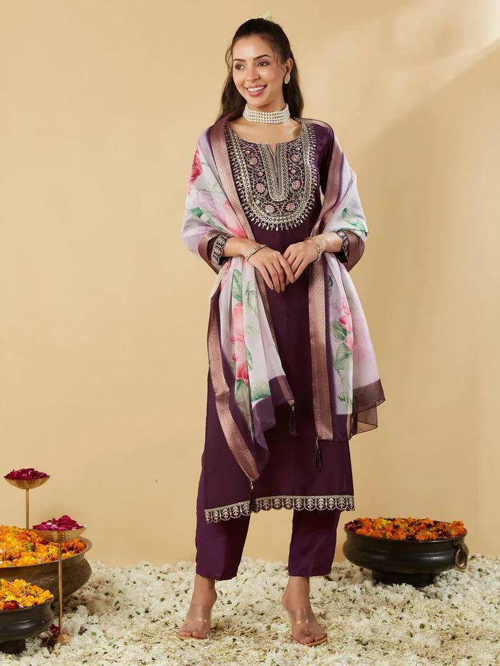Wine Purple Chanderi Embroidered Kurta Set with Chanderi Printed Dupatta