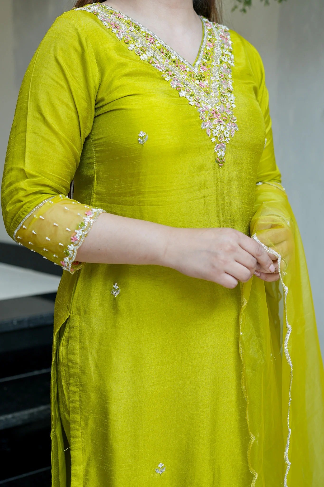 Luminous Lime Viscose Chanderi Silk Kurta Set with Scalloped V-Neck & Organza Accents