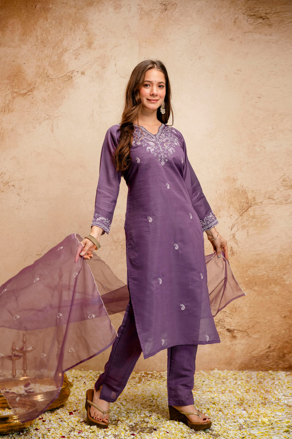 Viscose Chanderi Embroidered Kurta Set with Organza Dupatta