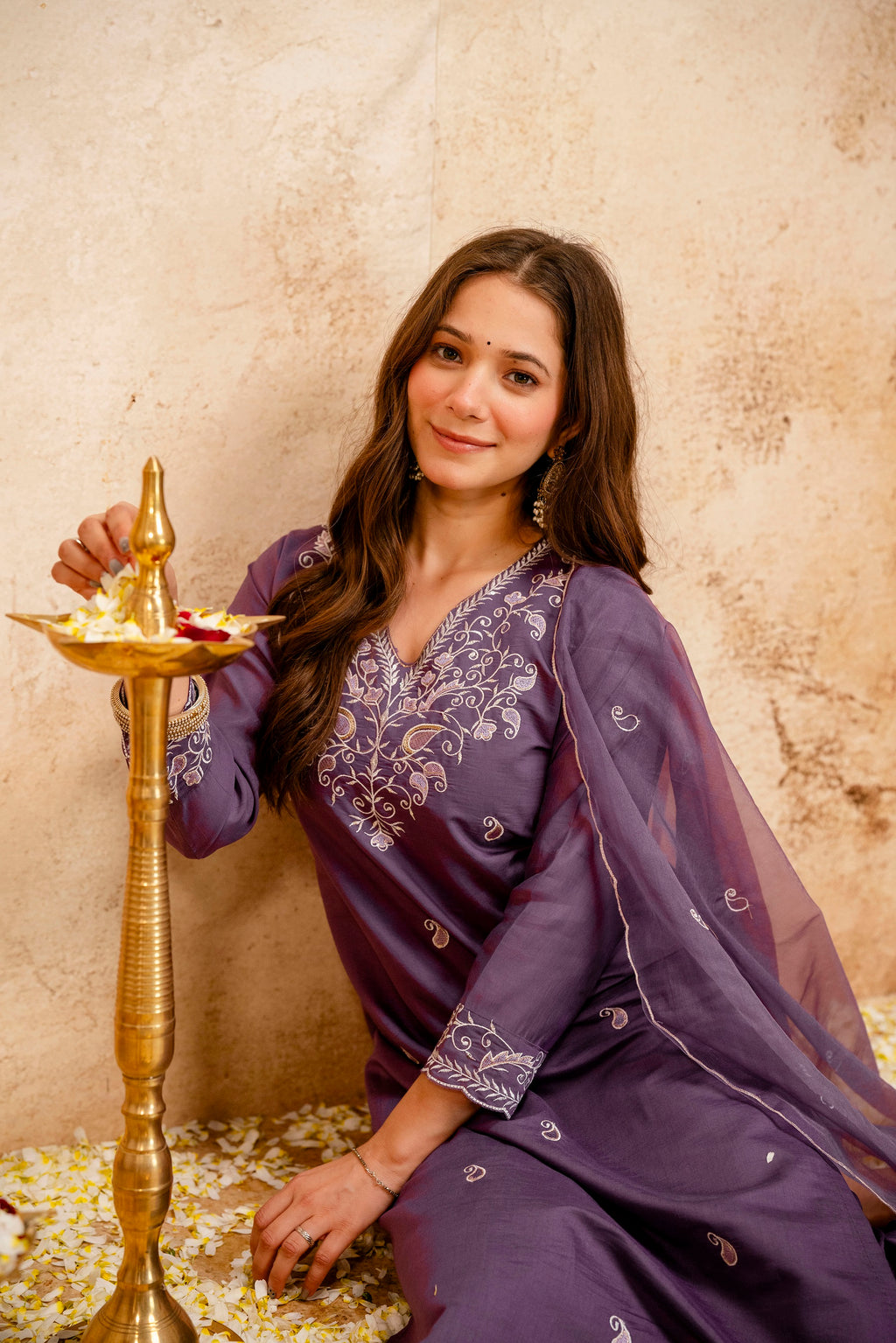 Viscose Chanderi Embroidered Kurta Set with Organza Dupatta