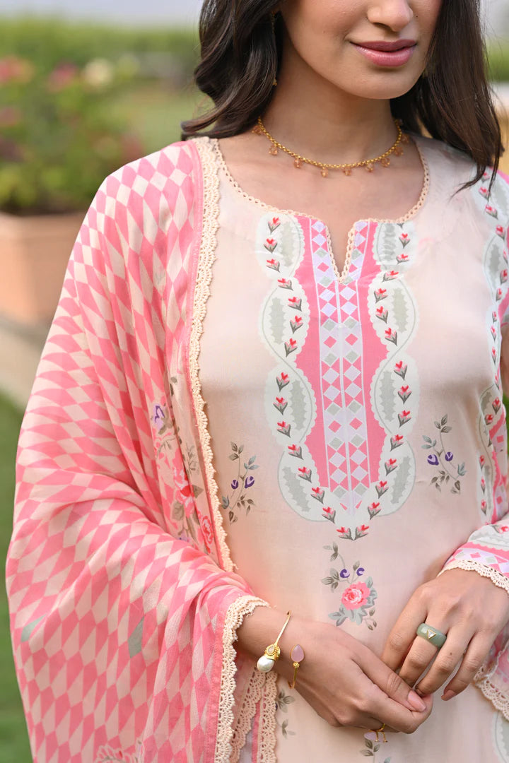 Blush Peach Chanderi Silk Kurta Set with Floral Prints & Scalloped Lace Detailing