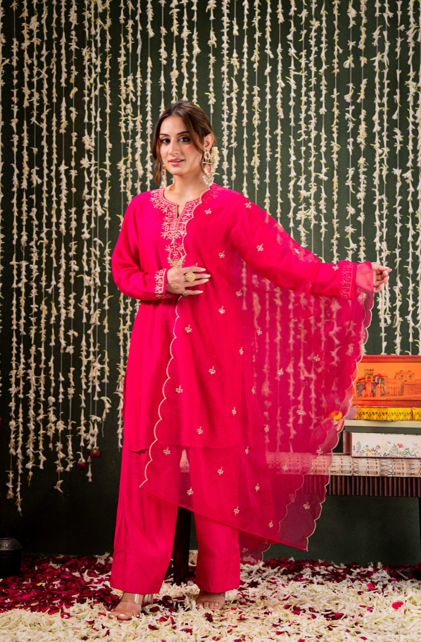 Magnificent Rani Pink Chanderi Silk Kurta Set with Intricate Gold Zari Embroidery