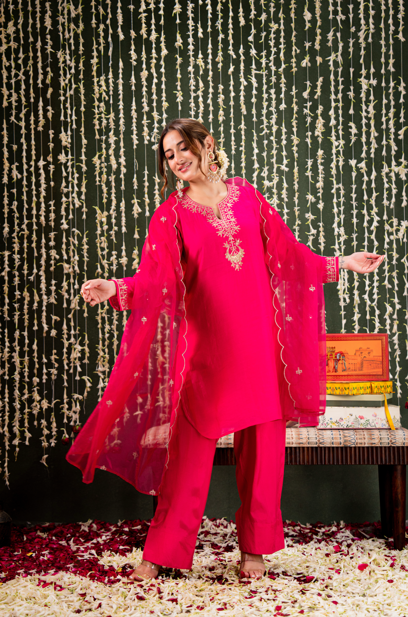 Magnificent Rani Pink Chanderi Silk Kurta Set with Intricate Gold Zari Embroidery