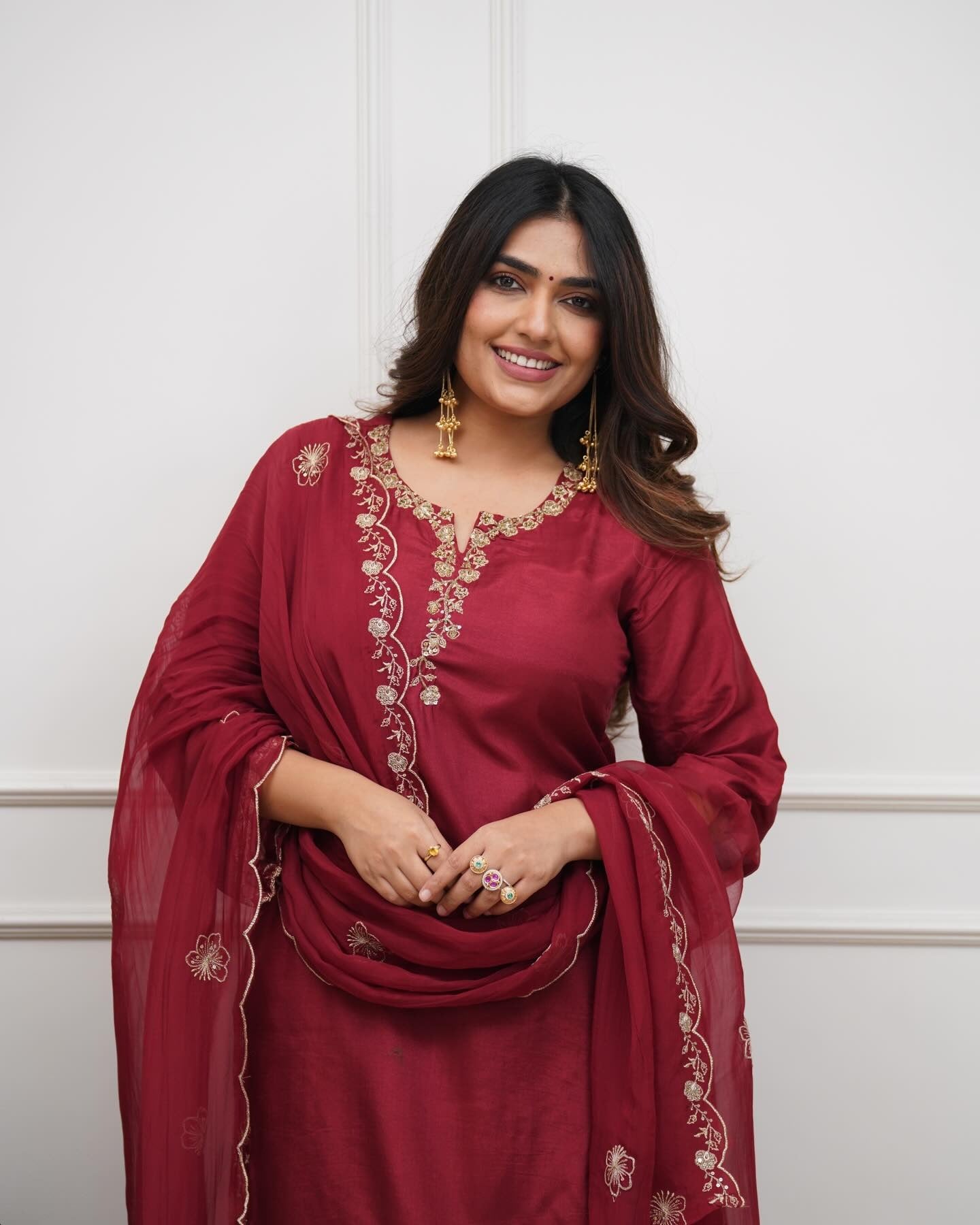 Maroon Majesty Chanderi Silk Embroidered Kurta Set with Scalloped Dupatta